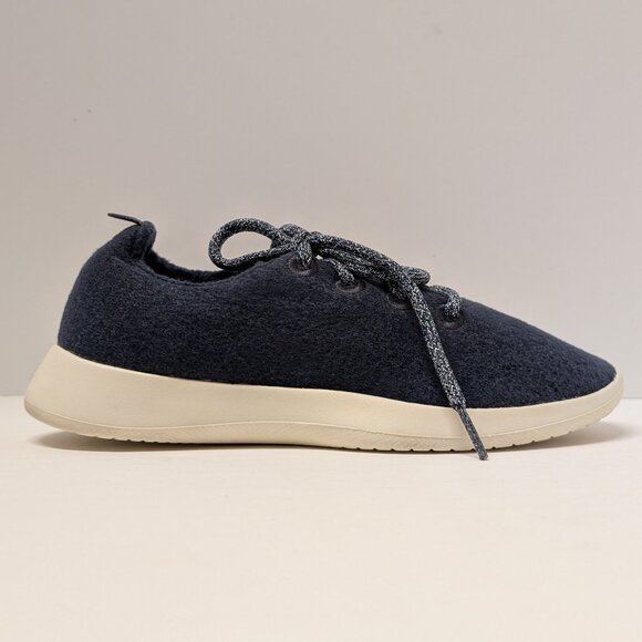 Allbirds Wool Runners in Tuke Midnight (Cream Sole) - Picture 5 of 16